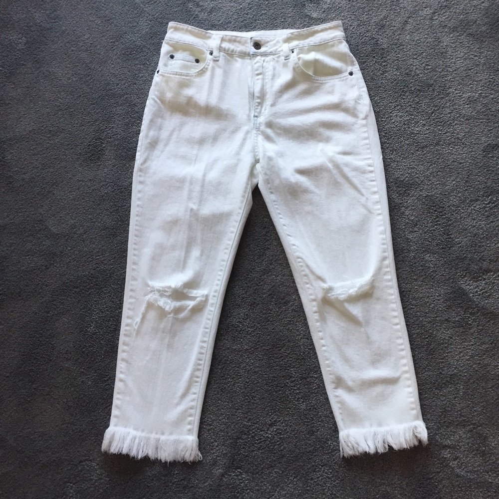 Ripped Carmar jeans